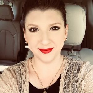 Meet your Posher, Kristen